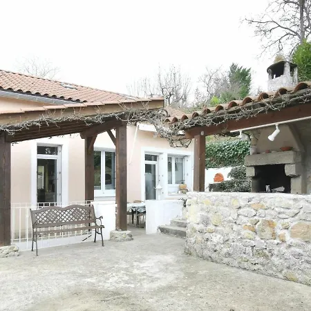 Maison Avec Piscine Privee Et Jardin A 5 Min Du Puy-en-velay, Ideale Pour Decouvrir La Haute-loire - Fr-1-582-320 *