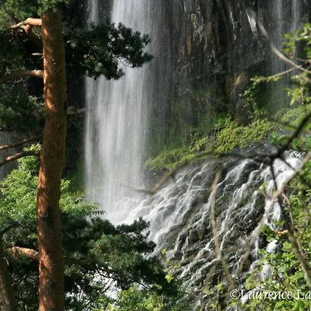 Maison Avec Piscine Privée Et Jardin à 5 Min Du Puy-en-velay, Idéale Pour Découvrir La Haute-loire - Fr-1-582-320