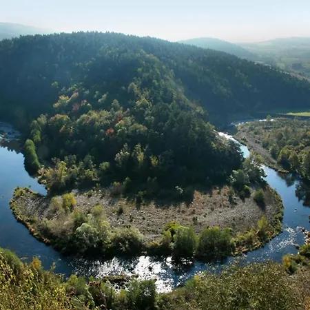 Maison Avec Piscine Privée Et Jardin à 5 Min Du Puy-en-velay, Idéale Pour Découvrir La Haute-loire - Fr-1-582-320 Casa de Férias